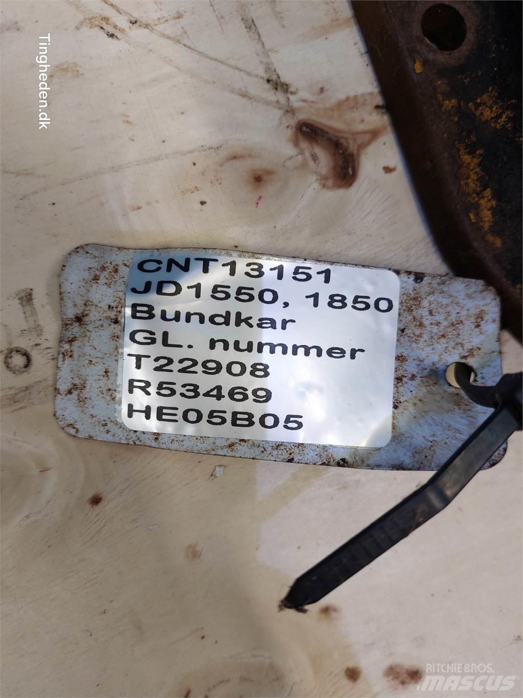 John Deere 1550 محركات