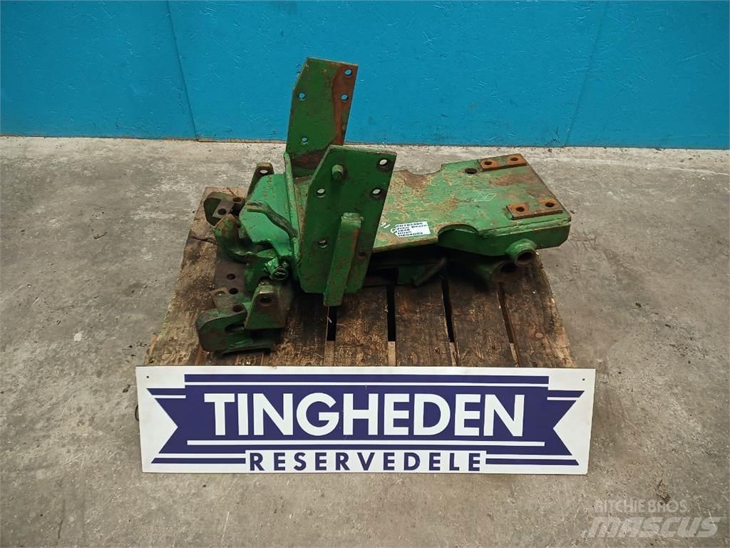 John Deere 1640 ملحقات أخرى للجرارات