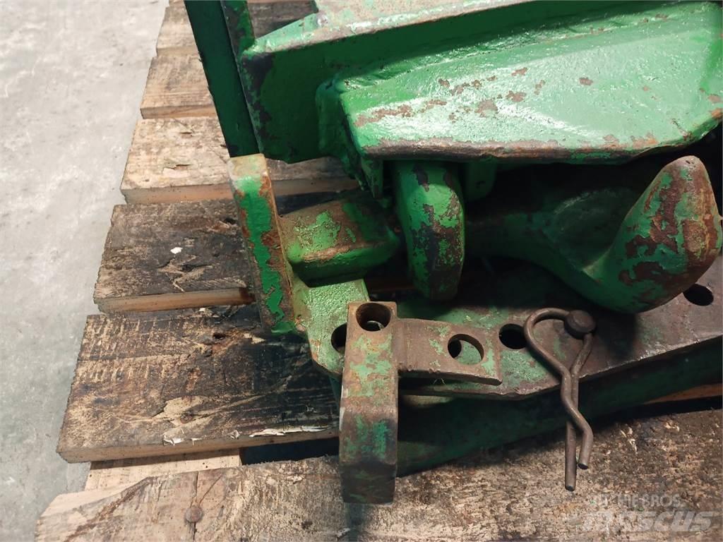 John Deere 1640 ملحقات أخرى للجرارات