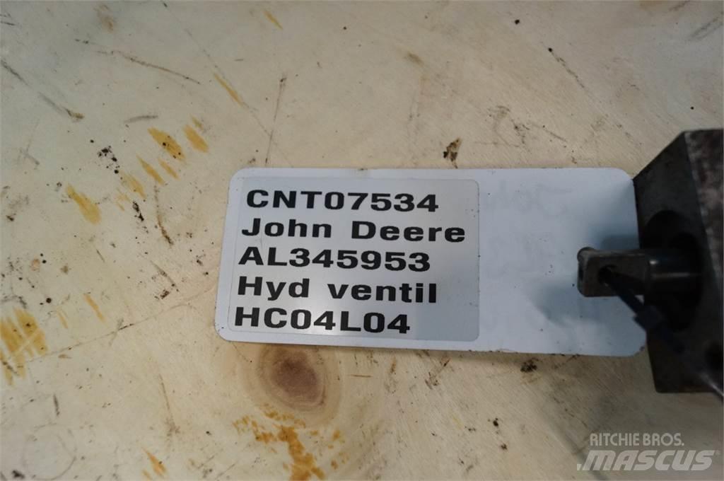 John Deere 1950 هيدروليات