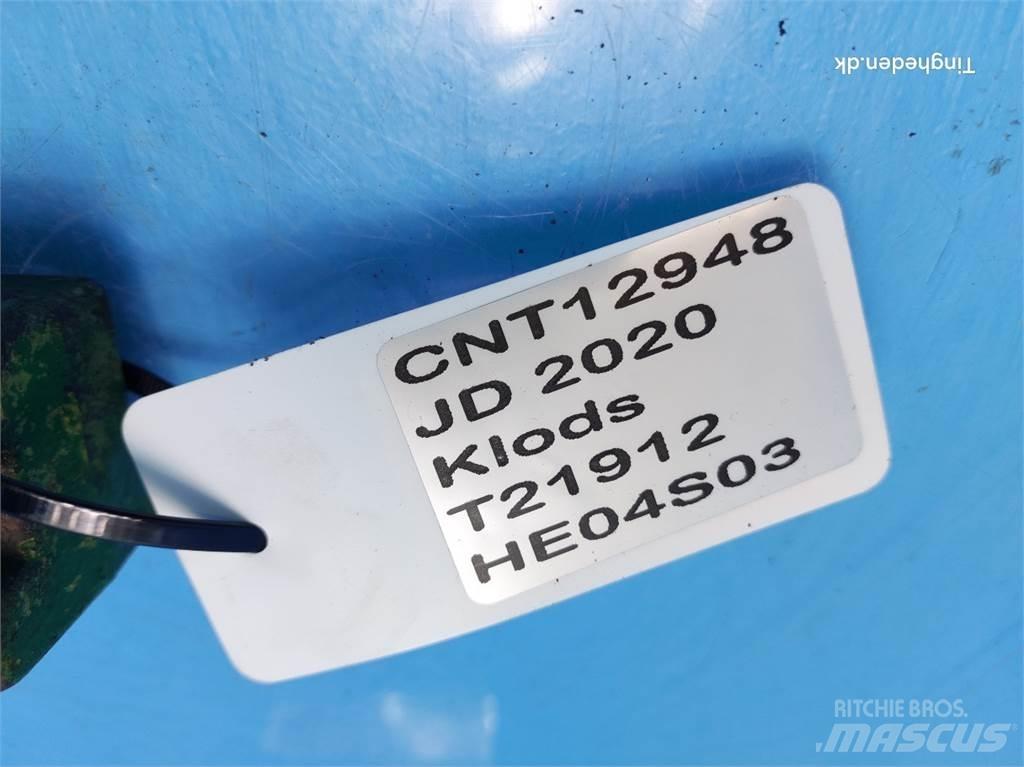 John Deere 2020 ملحقات أخرى للجرارات