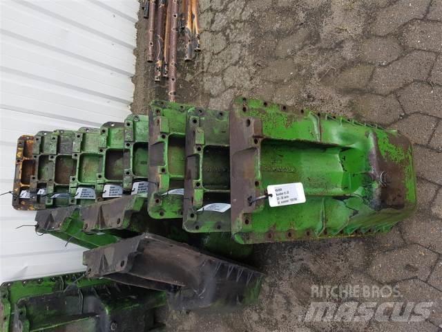 John Deere 2030 محركات