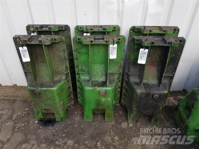 John Deere 2040 محركات