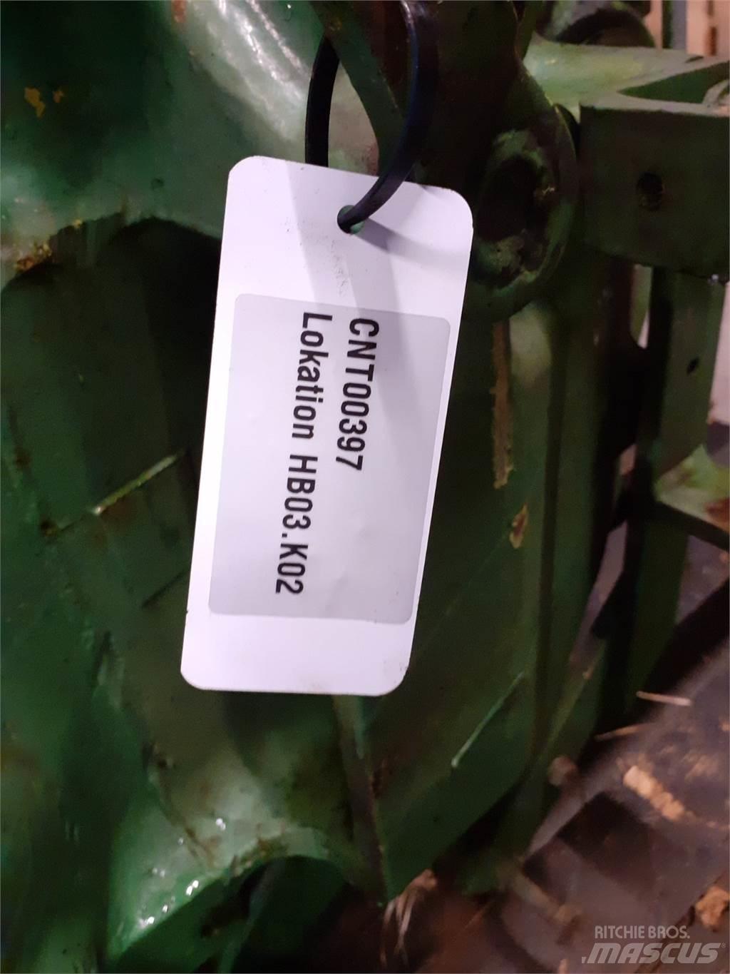 John Deere 2040 أجهزة نقل