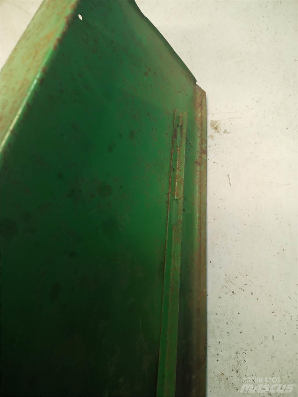 John Deere 2054 ماكينات زراعية أخرى