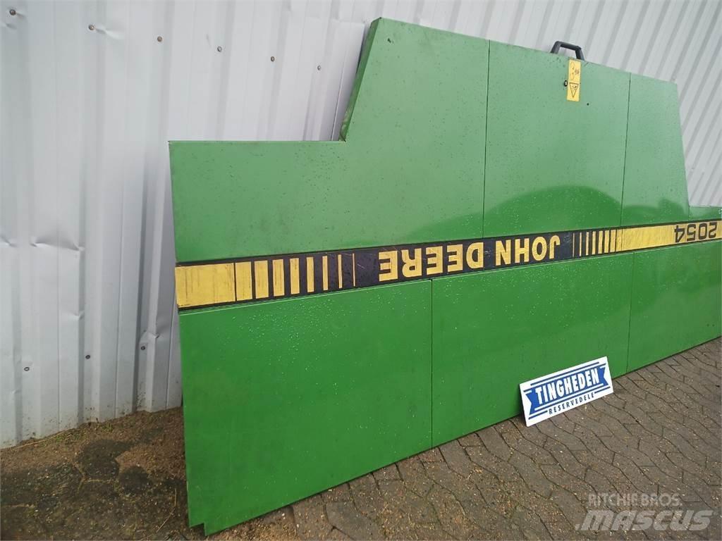 John Deere 2054 ماكينات زراعية أخرى