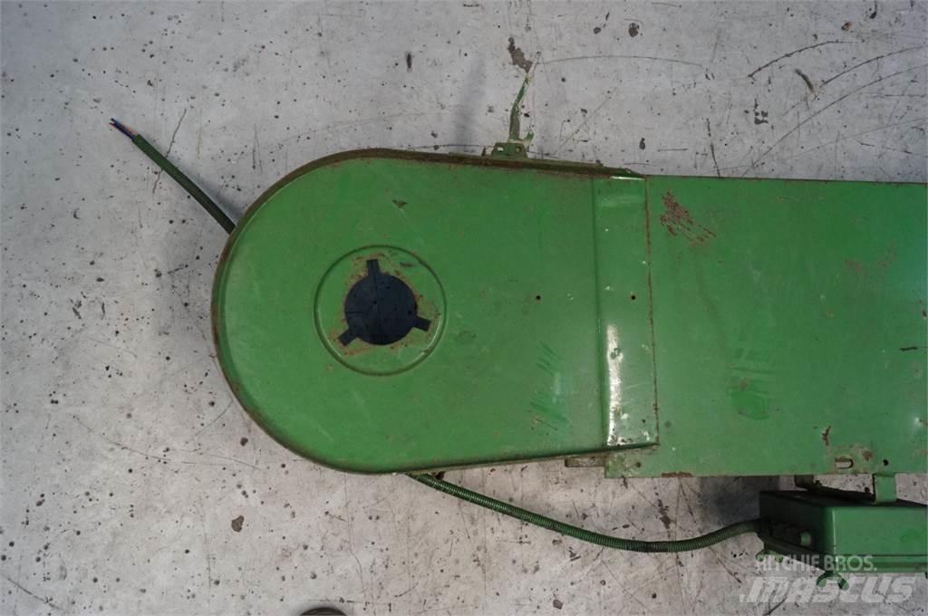 John Deere 2054 ملحقات الحصادات