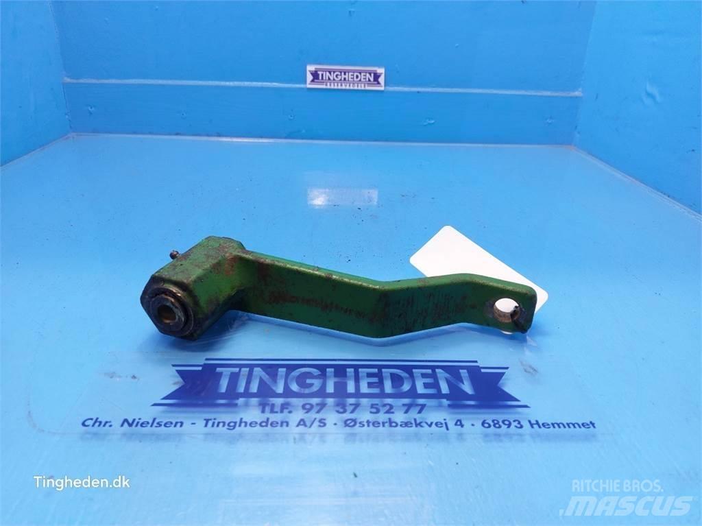 John Deere 2056 ملحقات الحصادات