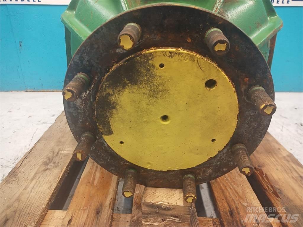 John Deere 2066 ملحقات الحصادات