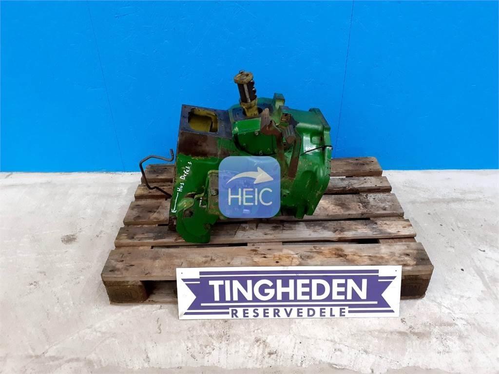 John Deere 2120 أجهزة نقل