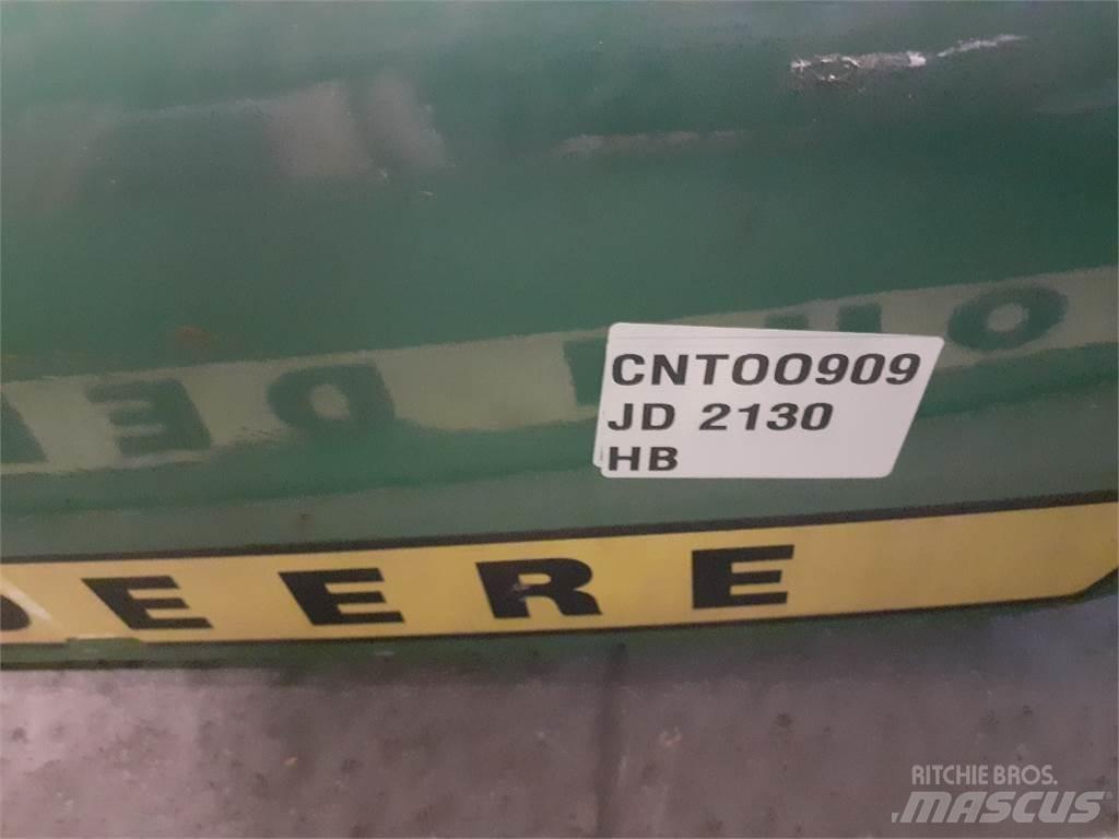John Deere 2130 ملحقات أخرى للجرارات