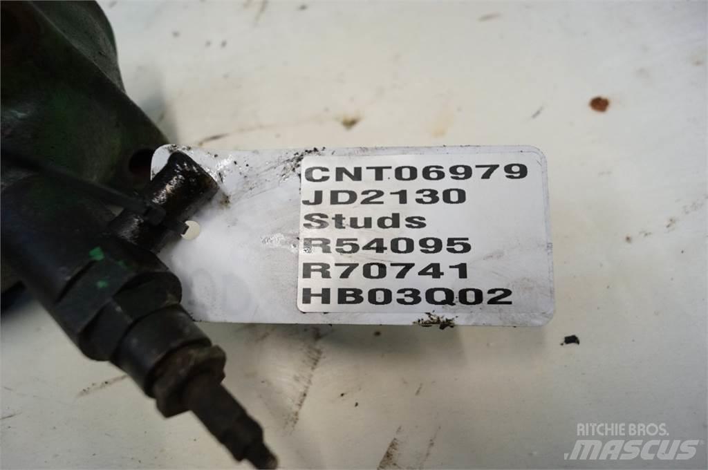 John Deere 2130 مشعات