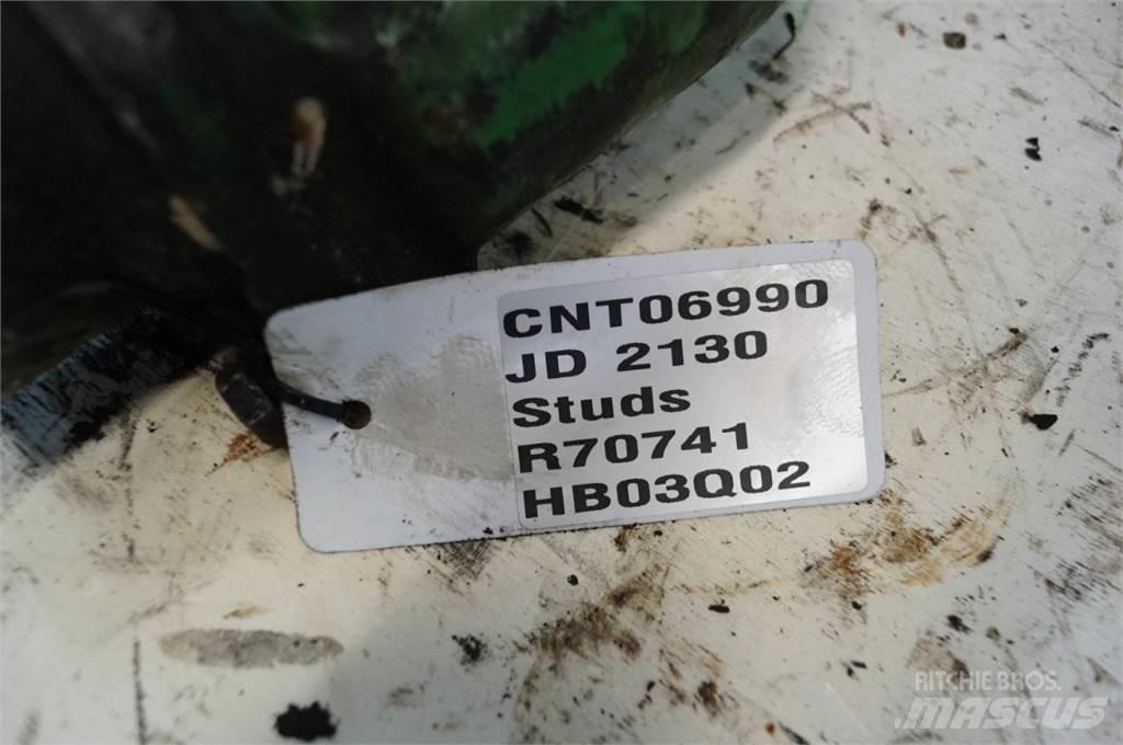 John Deere 2130 مشعات