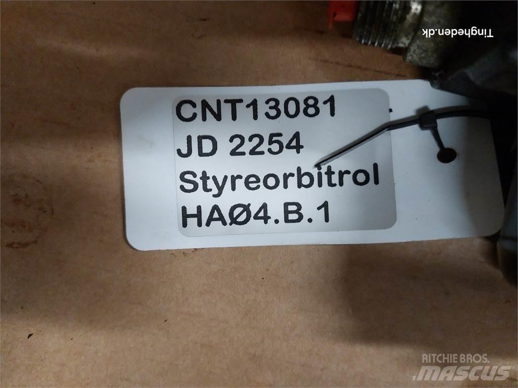 John Deere 2254 هيدروليات