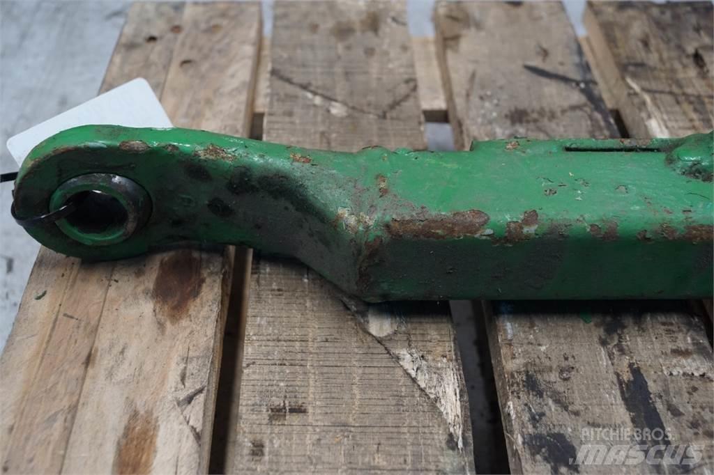 John Deere 2450 ملحقات أخرى للجرارات