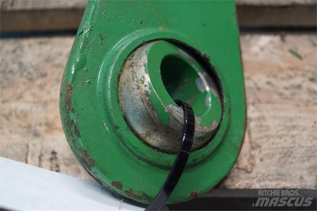 John Deere 2450 ملحقات أخرى للجرارات