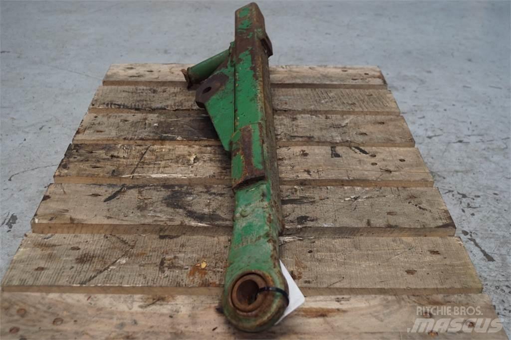 John Deere 2450 ملحقات أخرى للجرارات