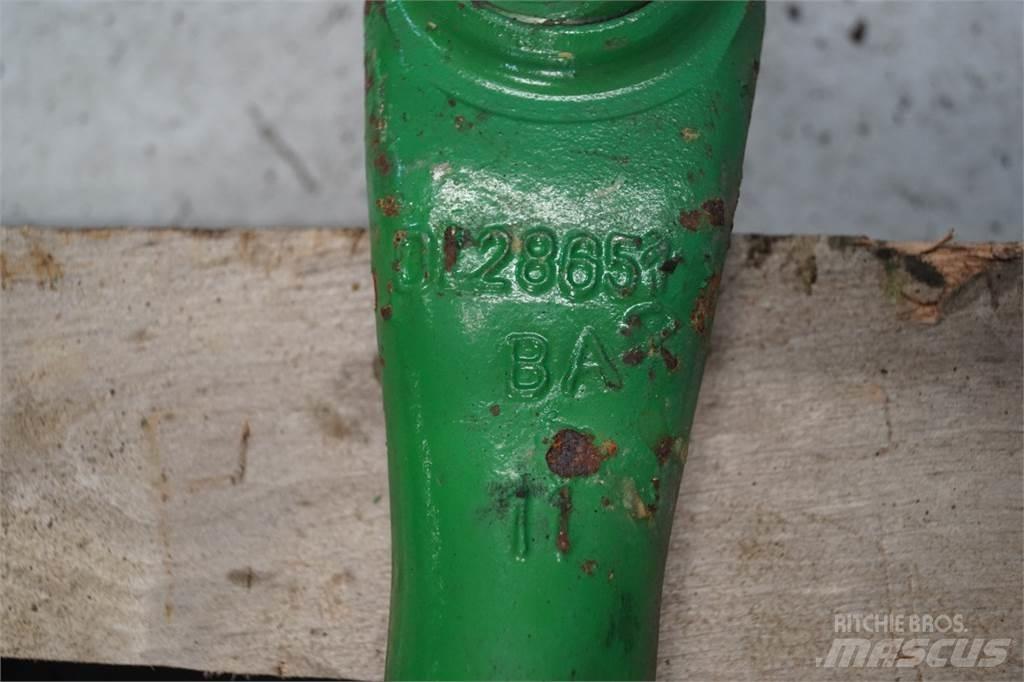 John Deere 2450 ملحقات أخرى للجرارات