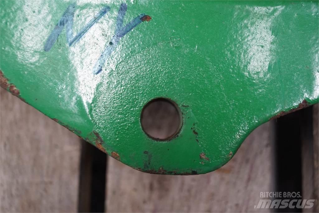 John Deere 2450 ملحقات أخرى للجرارات