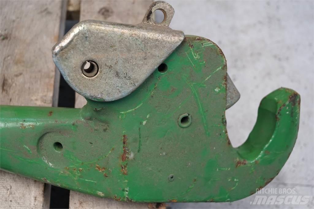 John Deere 2450 ملحقات أخرى للجرارات