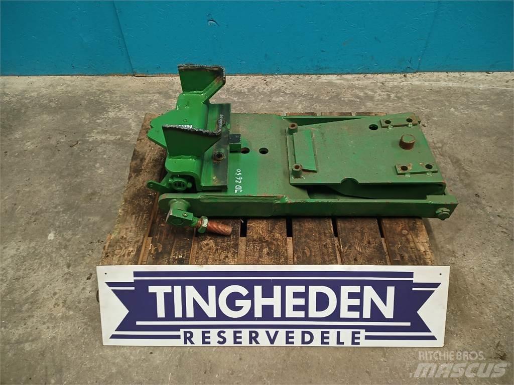 John Deere 2650 ملحقات أخرى للجرارات