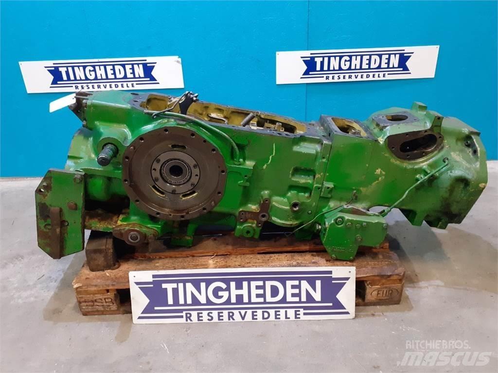John Deere 2840 أجهزة نقل