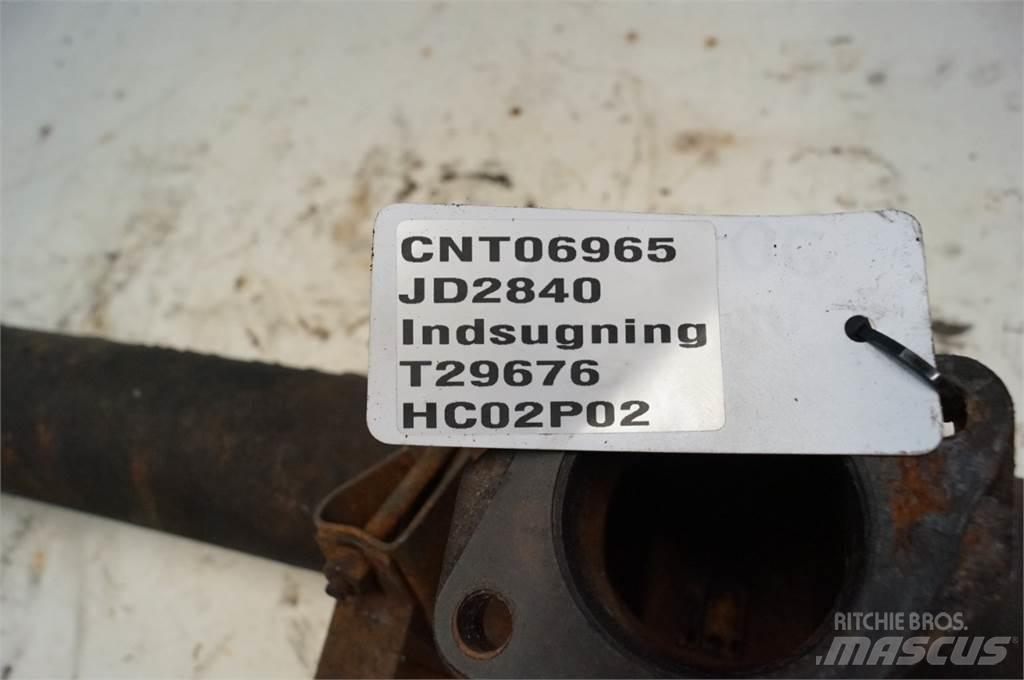 John Deere 2840 محركات