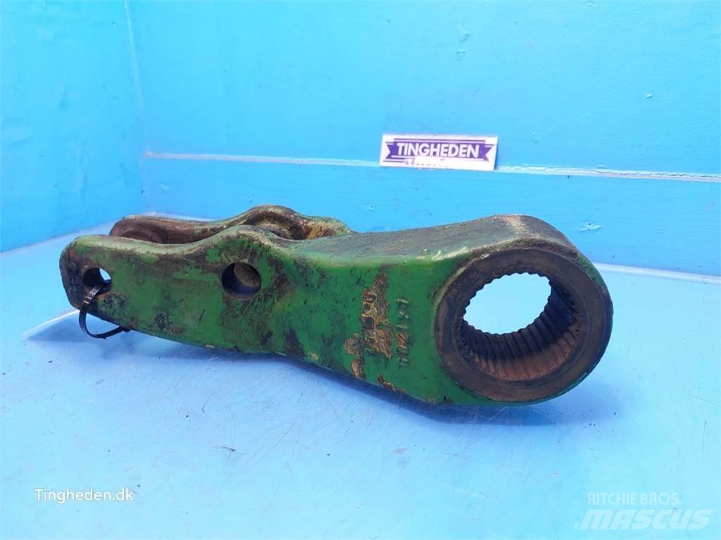 John Deere 2850 ملحقات أخرى للجرارات