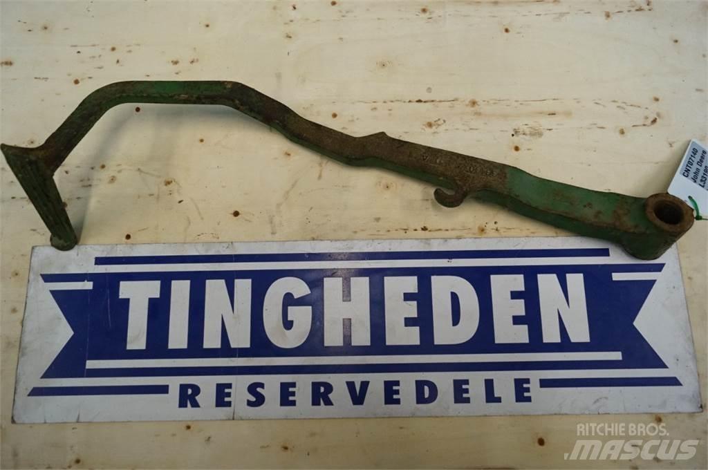 John Deere 2950 أجهزة نقل