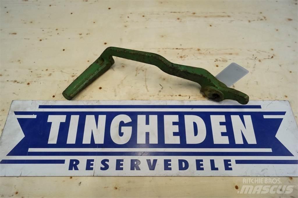 John Deere 2950 أجهزة نقل