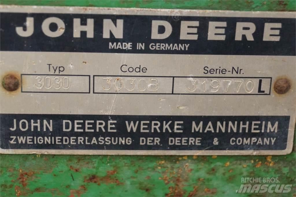 John Deere 3030 ملحقات أخرى للجرارات
