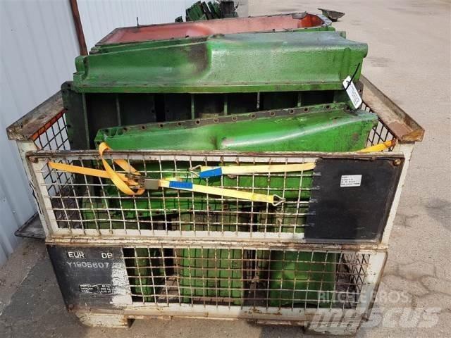 John Deere 3040 محركات