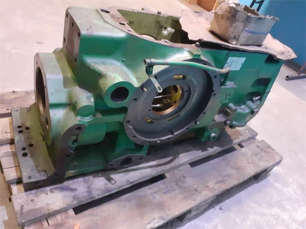 John Deere 3040 أجهزة نقل