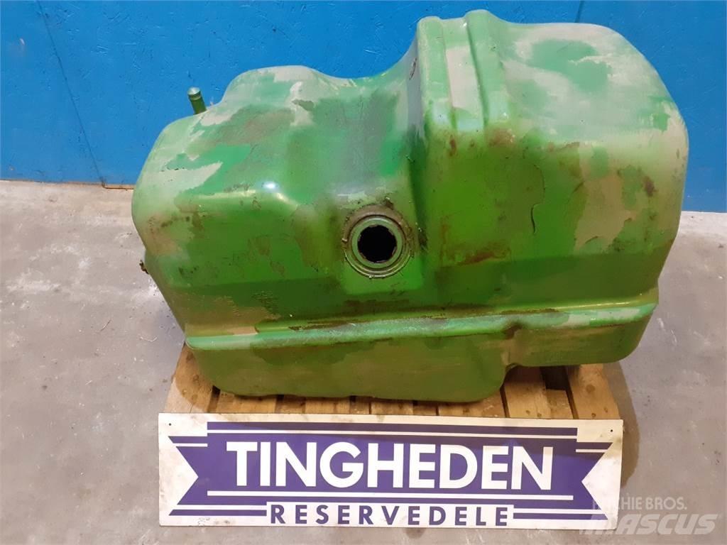 John Deere 3040 ملحقات أخرى للجرارات