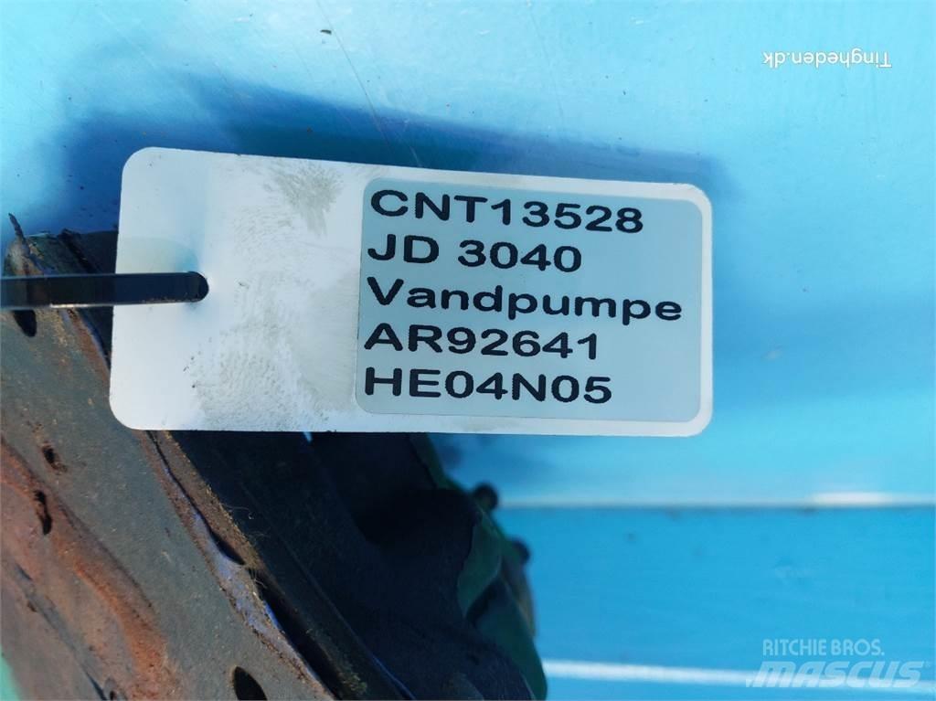 John Deere 3040 محركات