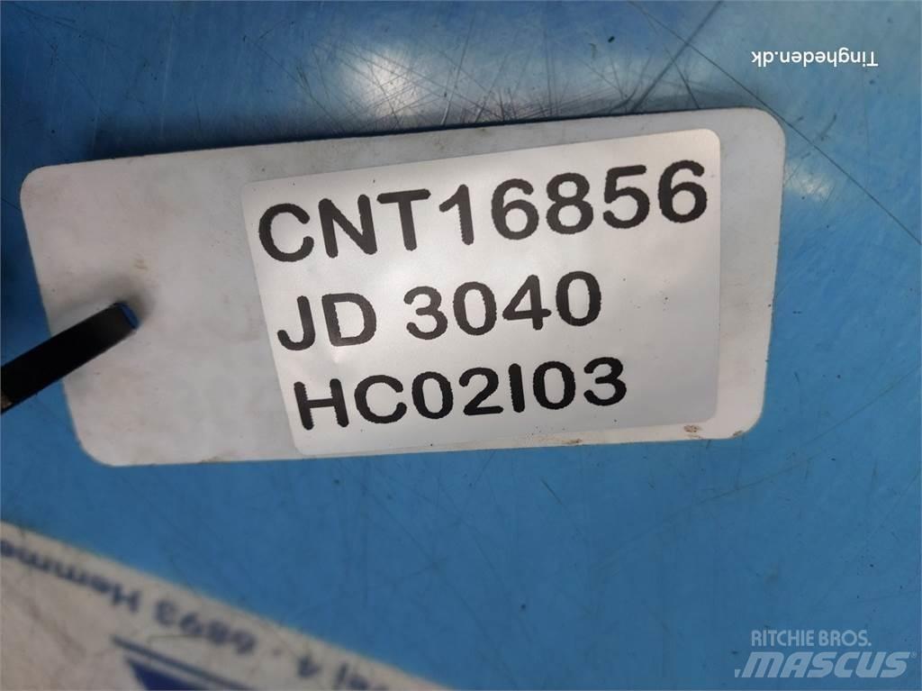 John Deere 3040 أجهزة نقل