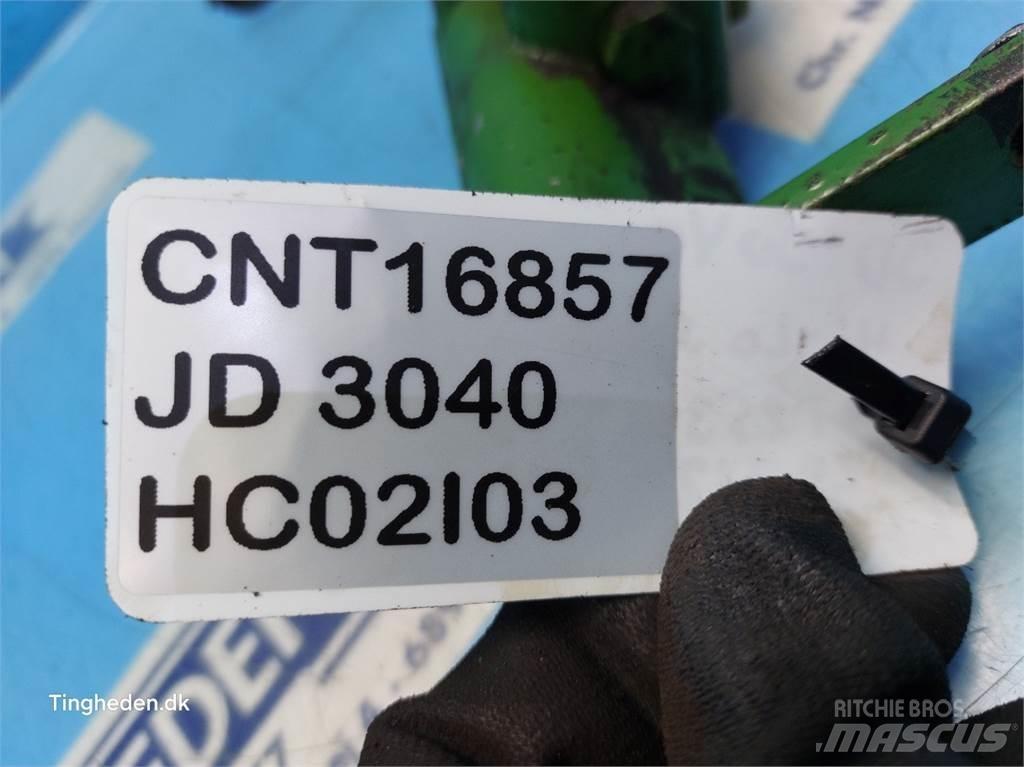 John Deere 3040 أجهزة نقل