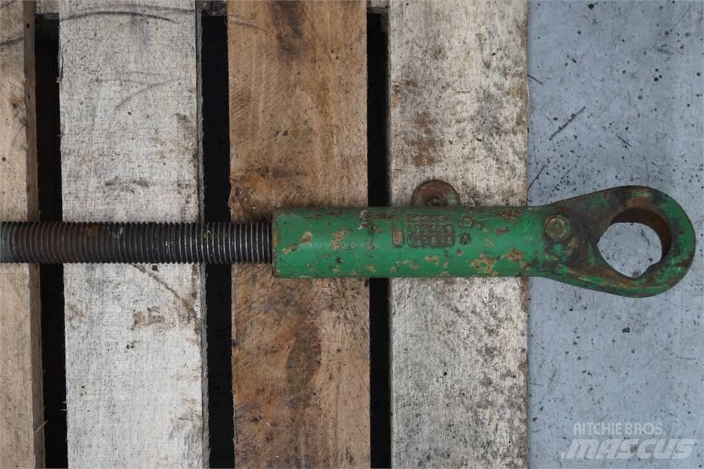John Deere 3050 ملحقات أخرى للجرارات