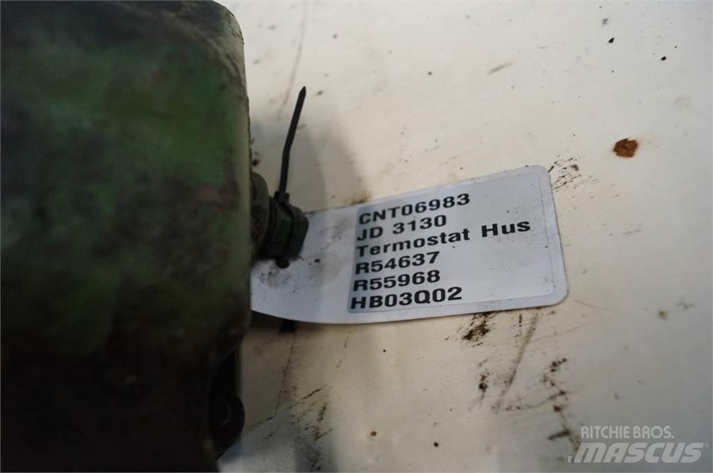 John Deere 3130 مشعات