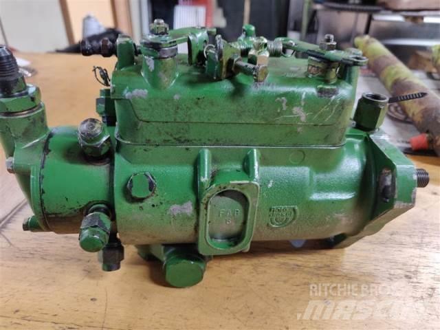 John Deere 3140 محركات