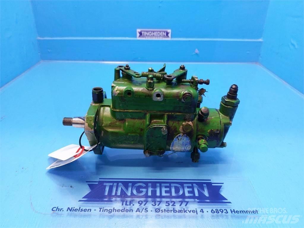 John Deere 3140 محركات
