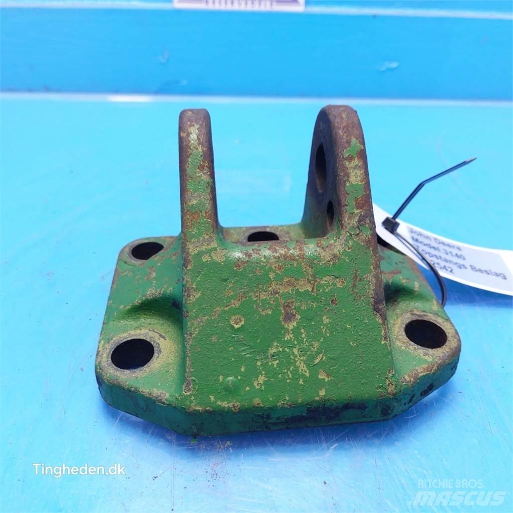 John Deere 3140 ملحقات أخرى للجرارات