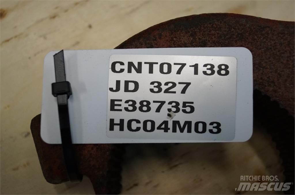 John Deere 327 مقطورات الحزم