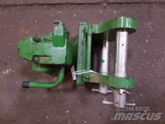 John Deere 4040 ملحقات أخرى للجرارات