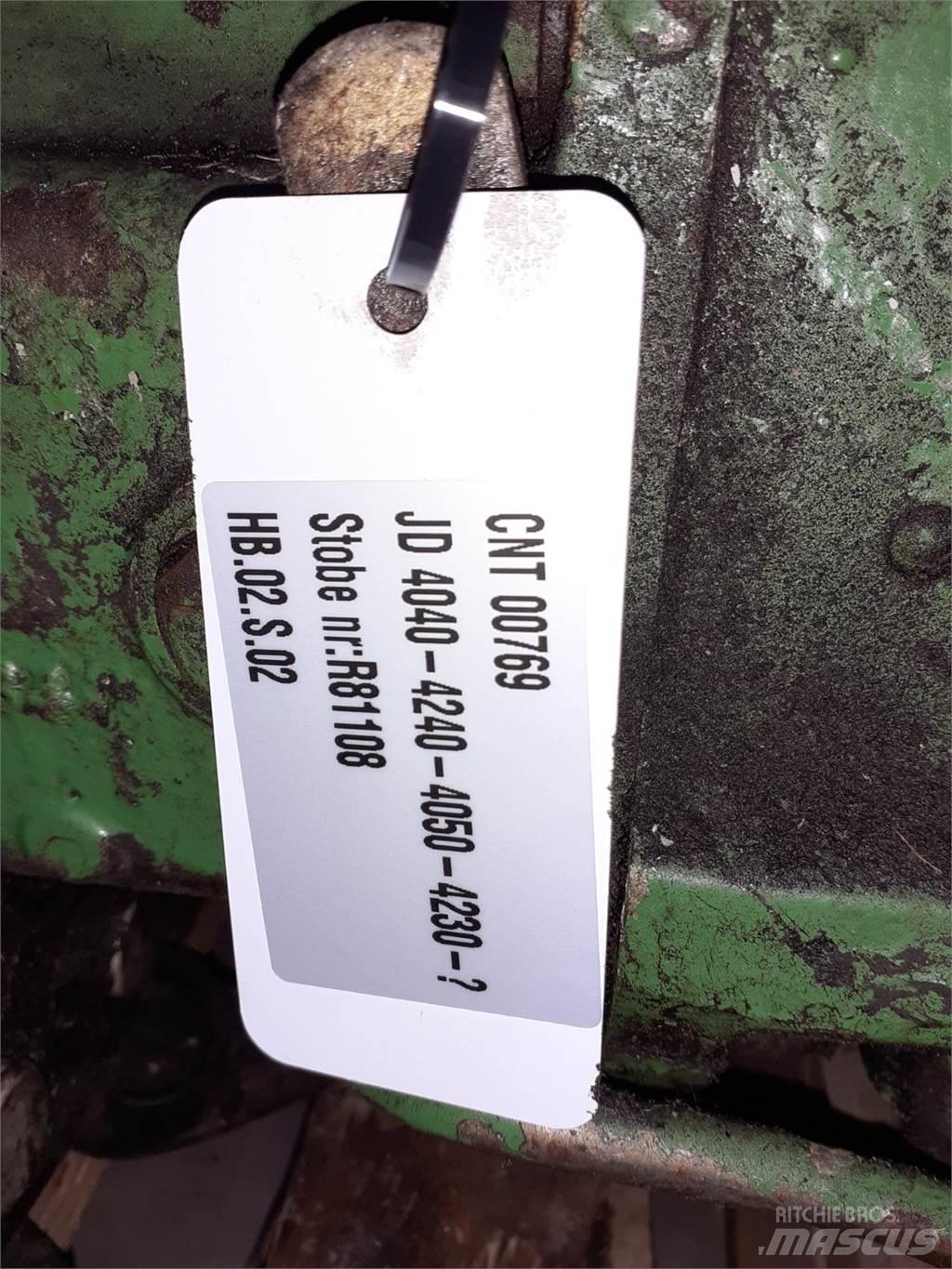 John Deere 4040 أجهزة نقل
