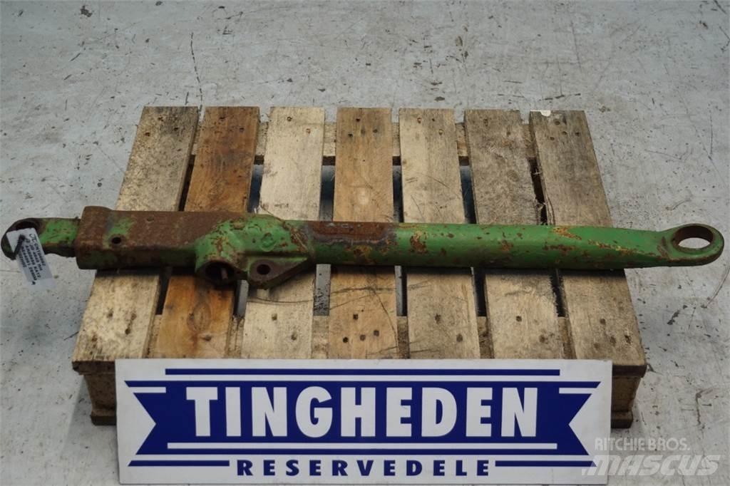 John Deere 4040 ملحقات أخرى للجرارات