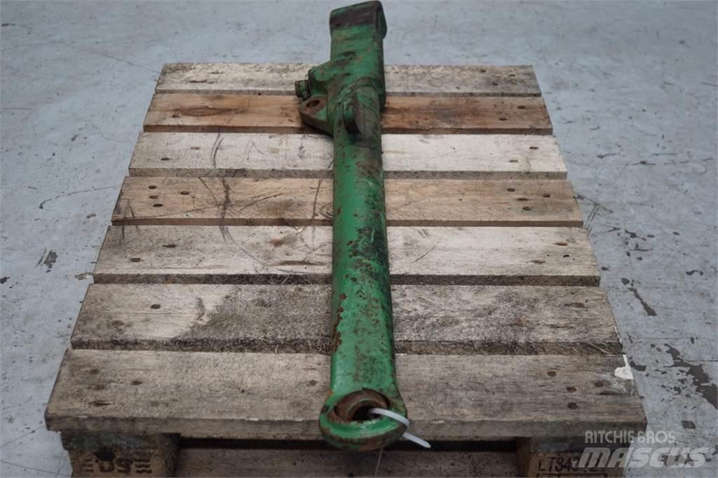 John Deere 4040 ملحقات أخرى للجرارات
