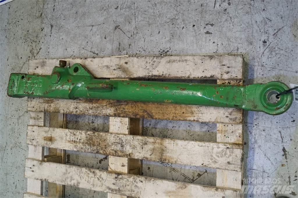 John Deere 4040 ملحقات أخرى للجرارات