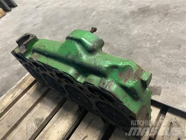 John Deere 4239 محركات