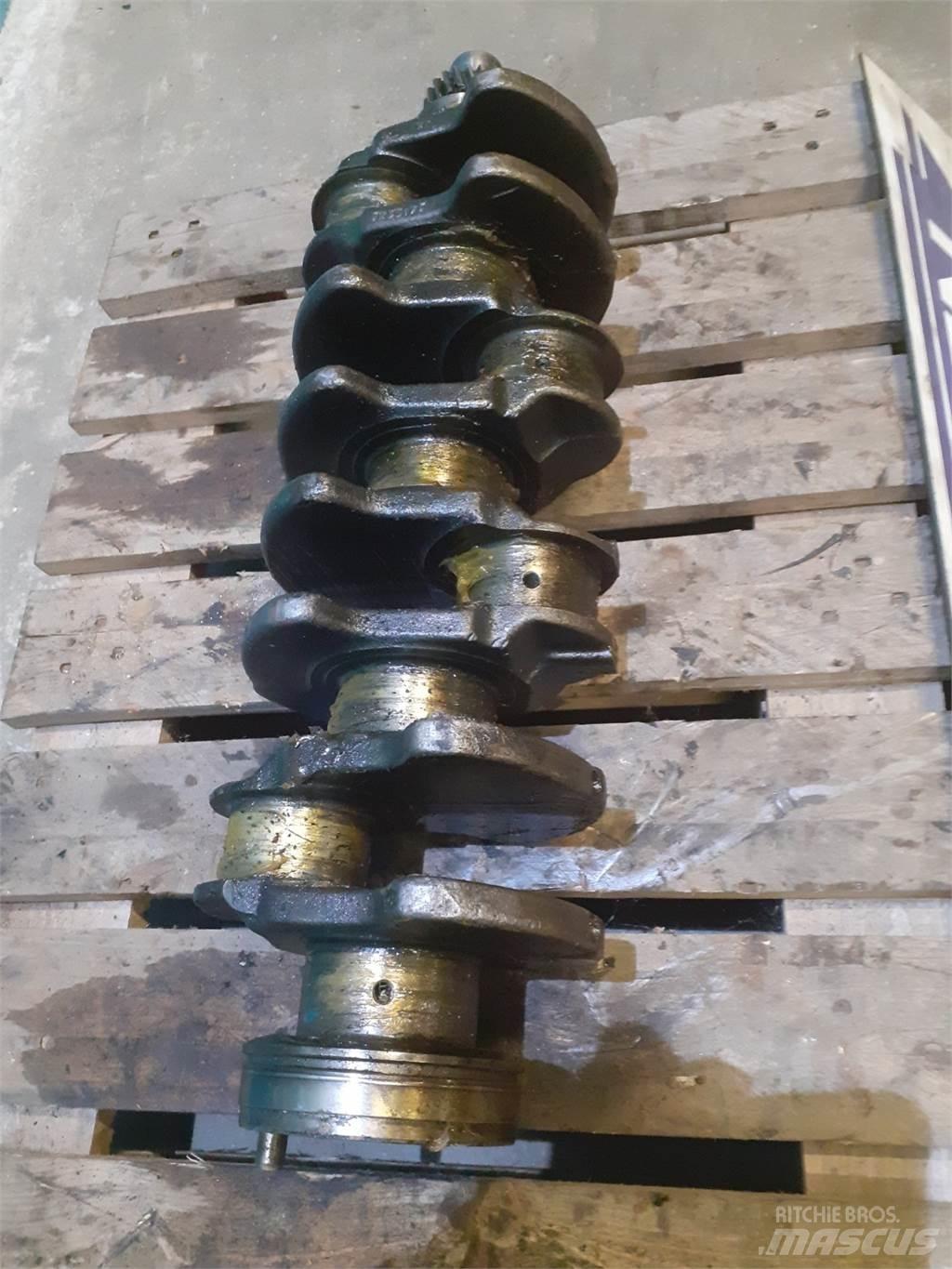 John Deere 4239 محركات